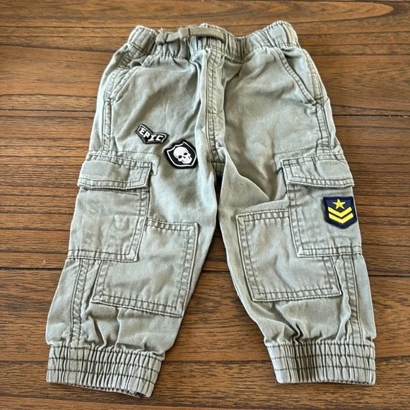 Great bundle of boys size 18-28 month clothes - Picture 12 of 16